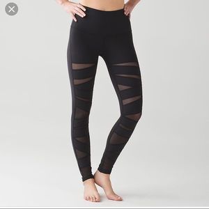 Lululemon black mesh high rise pant